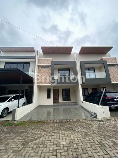 image BRAND NEW HOUSE SURABAYA TIMUR GADING PANTAI DEKAT BABATAN PANTAI SUTOREJO PANTAI MENTARI WISMA PERMAI UNAIR ITS PAKUWON CITY (1)