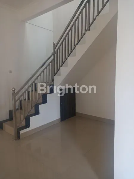 image HUNIAN STRATEGIS 3 KT DI KOMPLEK EVERGREEN PALEMBANG (5)