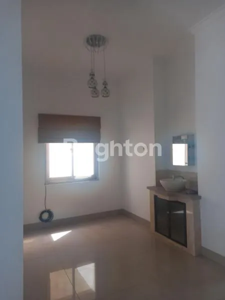 image HUNIAN STRATEGIS 3 KT DI KOMPLEK EVERGREEN PALEMBANG (3)