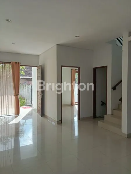 image RUMAH STRATEGIS 3 BEDROOM DI JL. DRUPADI\N RENON DENPASAR BALI (3)