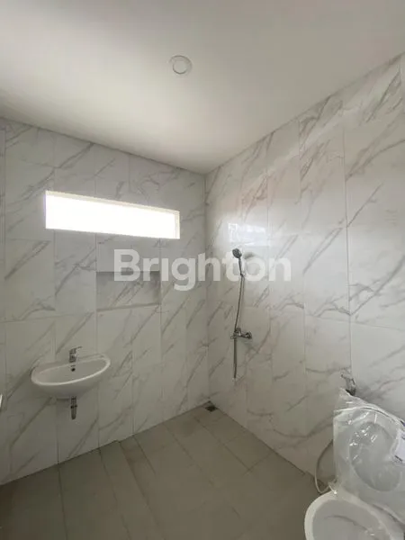 image BRAND NEW HOUSE SURABAYA TIMUR GADING PANTAI DEKAT BABATAN PANTAI SUTOREJO PANTAI MENTARI WISMA PERMAI UNAIR ITS PAKUWON CITY (5)