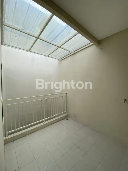 image BRAND NEW HOUSE SURABAYA TIMUR GADING PANTAI DEKAT BABATAN PANTAI SUTOREJO PANTAI MENTARI WISMA PERMAI UNAIR ITS PAKUWON CITY (8)