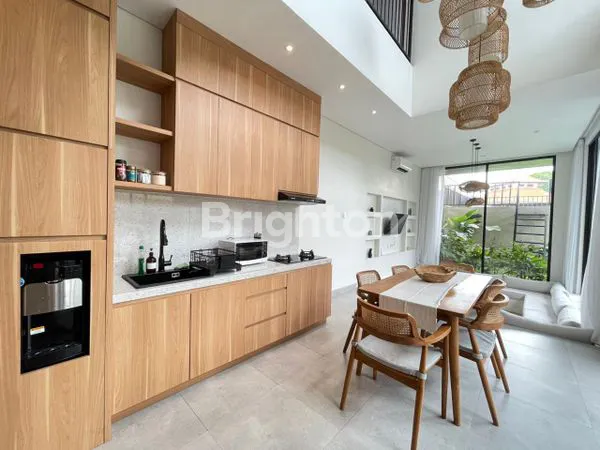 image 3 BR MODERN VILLA WITH RICEFIELDS VIEW IN PREMIUM LOCATION WALKING DISTANCE TO BATU BOLONG BEACH CANGGU (8)