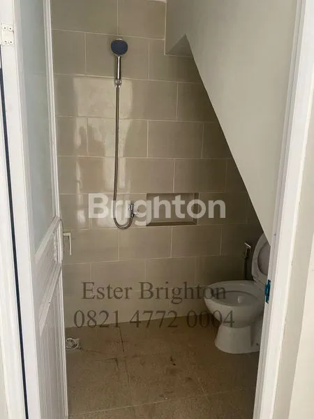 image RUMAH 2 LANTAI SIAP HUNI ALANA REGENCY TAMBAK OSO  (7)