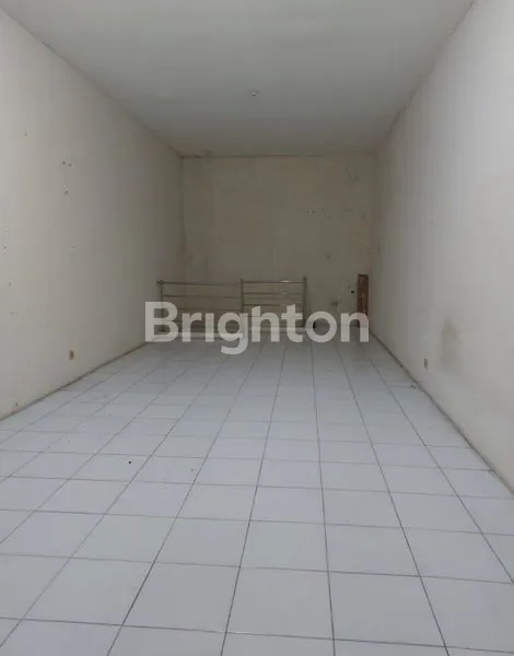 image RUKO STRATEGIS DI MERR BOULEVARD, LOKASI  PREMIUM DEKAT UPN , PURIMAS RUNGKUT & AKSES TOL JUANDA WARU (4)