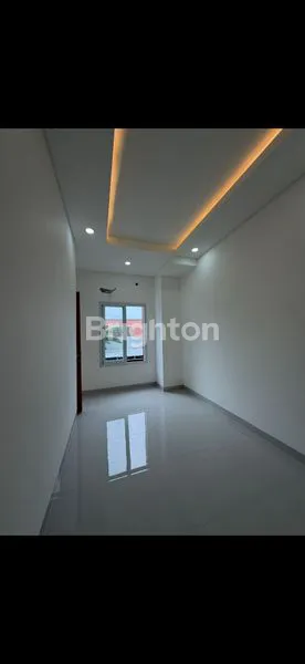 image RUMAH 2 LANTAI, 3 KT DI BUMI PUSPITEK ASRI BSD (7)