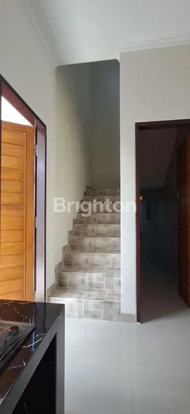 image RUMAH SEMI VILLA LOKASI STRATEGIS (8)