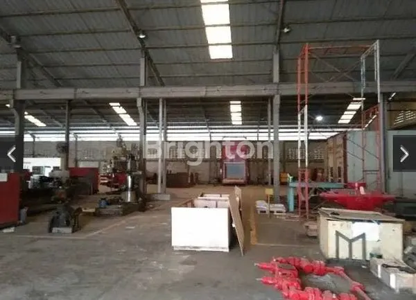 image GUDANG LUAS SIAP PAKAI DI JATAKE, LT 5300M² (2)