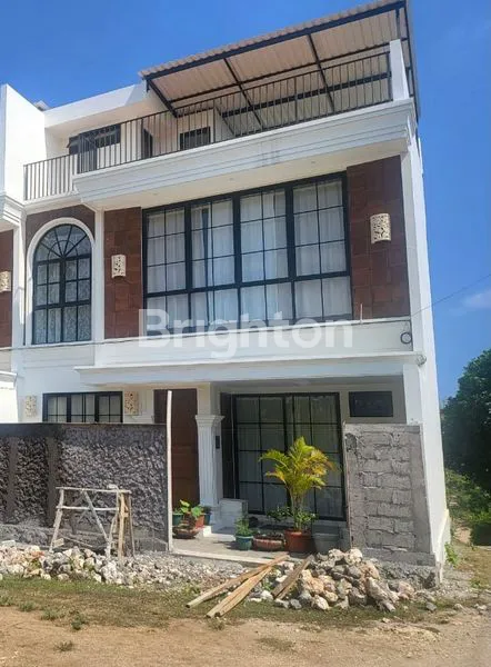 image VILLA EXCLUSIVE 3 LANTAI FURNISH DEKAT PANTAI DI JIMBARAN SIAP HUNI (1)