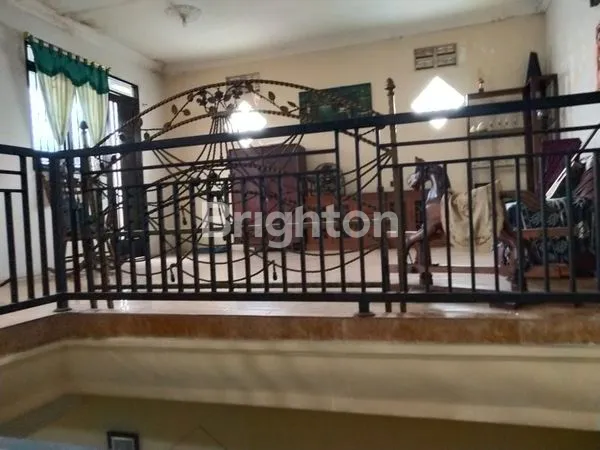 image RUMAH 2 LANTAI DI PURI INDAH, LT 180M², 3 KT (8)