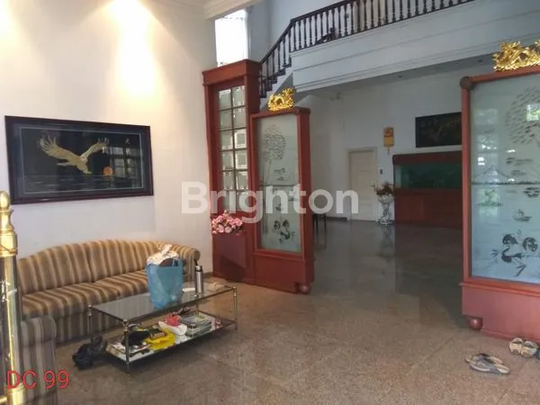 image RUMAH VILLA MEWAH INTI KOTA JLN MULTATULI (4)