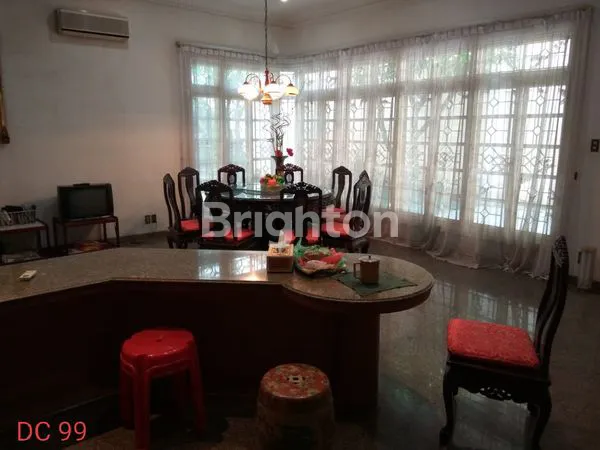 image RUMAH VILLA MEWAH INTI KOTA JLN MULTATULI (3)