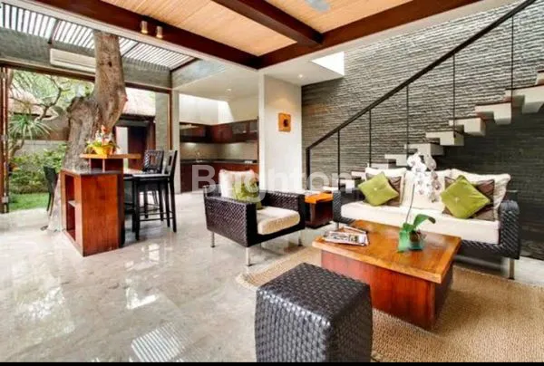 image VILLA MEWAH AKTIF DEKAT PANTAI DAERAH SEMINYAK KUTA BADUNG BALI (5)