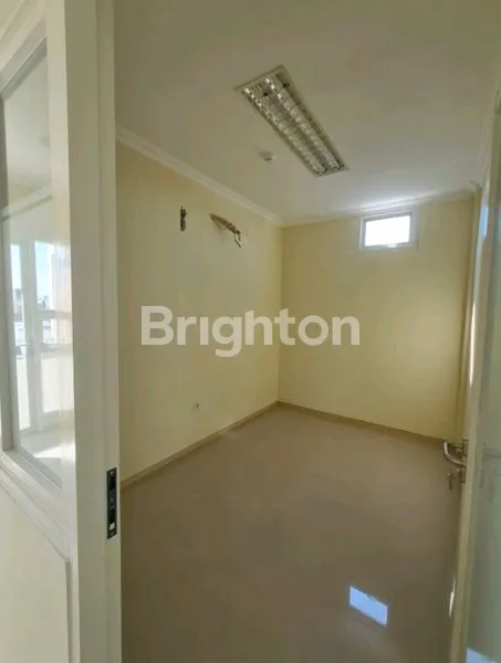 image GEDUNG 2 LANTAI DI WONOKROMO SURABAYA (6)