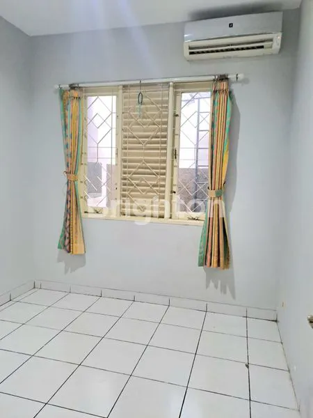 image RUMAH MURAH NYAMAN PERMATA BUANA DEKAT PURI INDAH JAKARTA BARAT (7)