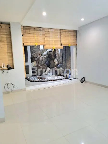 image RUMAH MURAH NYAMAN PERMATA BUANA DEKAT PURI INDAH JAKARTA BARAT (1)