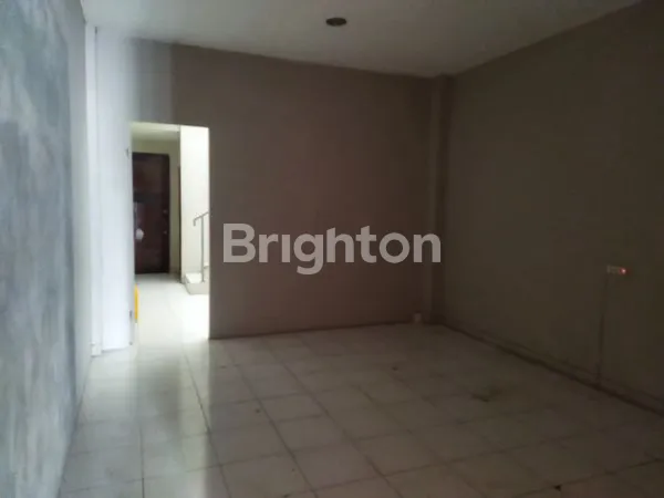 image RUKO 2LANTAI SIAP HUNI LOKASI STRATEGIS PINGGIR JALAN UTAMA PANJER  (3)