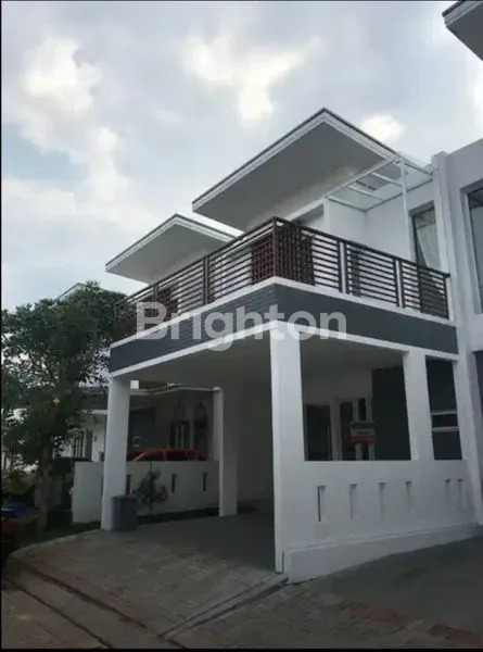 image RUMAH EXCLUSIVE DISCOVERY BINTARO, 4KT+4KM, LT 90/LB 120 (2)