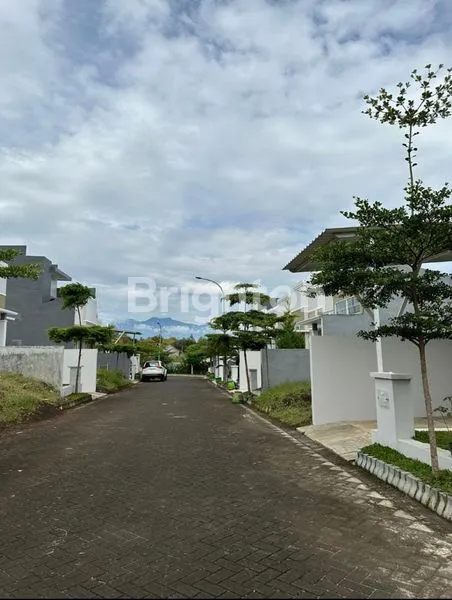 image RUMAH SIAP HUNI BUKIT INDAH PERMAI CEMOROKANDANG - MALANG (1)