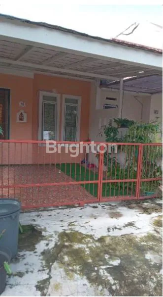 image RUMAH CANTIK 3KT SHM SIAP HUNI , HARGA NEGO DI SENTUL CITY (8)