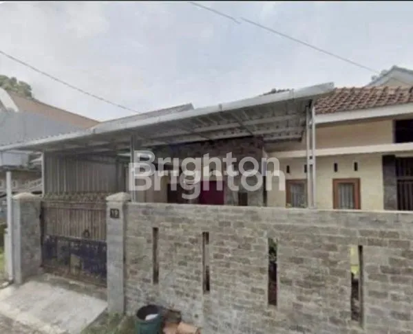 image RUMAH NYAMAN 4KT DI BATU, BONUS FURNISHED, LT 195M² (1)