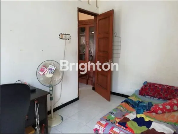 image RUMAH NYAMAN 4KT DI BATU, BONUS FURNISHED, LT 195M² (2)