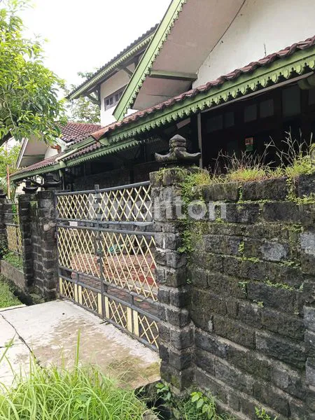 image HUNIAN ASRI 2 LANTAI DI SOLO BARU (1)