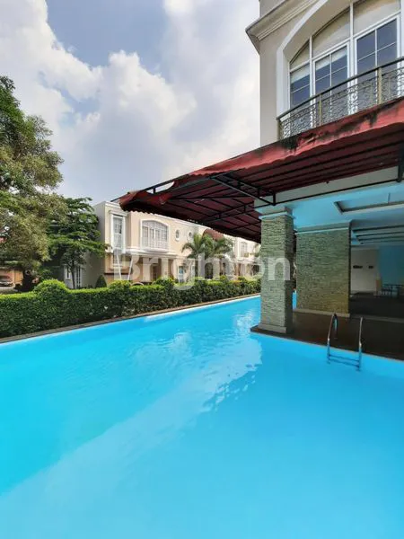 image PARIS RESIDENCE 3+1KT, HADAP UTARA, 15 MENIT KE MRT LEBAK BULUS, LOKASI STRATEGIS DEKAT REMPOA & BINTARO TANGERANG SELATAN (7)