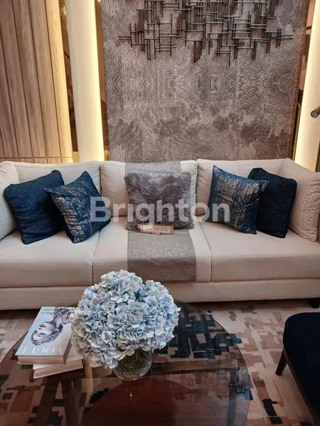 image RUMAH ELEGAN DI BUKIT PODOMORO JAKARTA TIMUR (3)