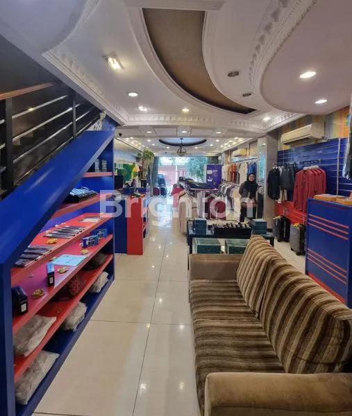 image RUKO LIMA LANTAI LOKASINYA STRATEGIS  DI PUSAT PERBELANJAAN AKSES MUDAH KEMANA MANA PASAR BARU JAKARTA PUSAT (7)