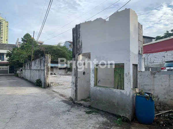 image DIJUAL CEPAT TANAH TERMASUK RUMAH TUA AKSES DEKAT TOL ANCOL | LOKASI STRATEGIS (5)