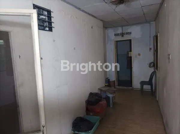 image RUMAH 2 LANTAI STRATEGIS DI KARTINI, JAKARTA PUSAT (6)