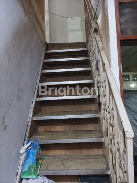 image RUMAH 2 LANTAI STRATEGIS DI KARTINI, JAKARTA PUSAT (8)