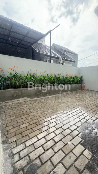 image RUMAH BARU GUNUNG ANYAR (8)