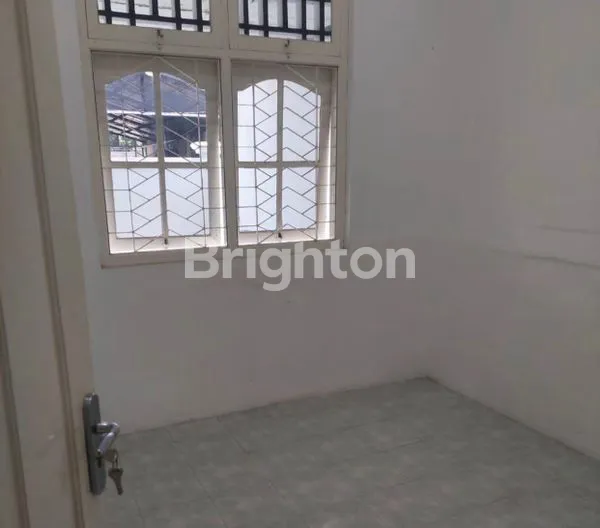 image RUMAH SIAP HUNI 4KT DI PUSAT KOTA KEDIRI (5)