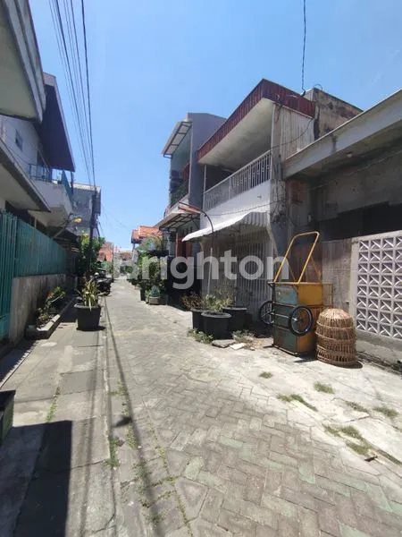 image RUMAH DEKAT PUSAT KOTA SURABAYA (3)