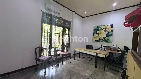 image 4 BR HOUSE UNFURNISHED IN TUKAD BALIAN ONLY 10 MINUTES TO MERTASARI BEACH SANUR (7)