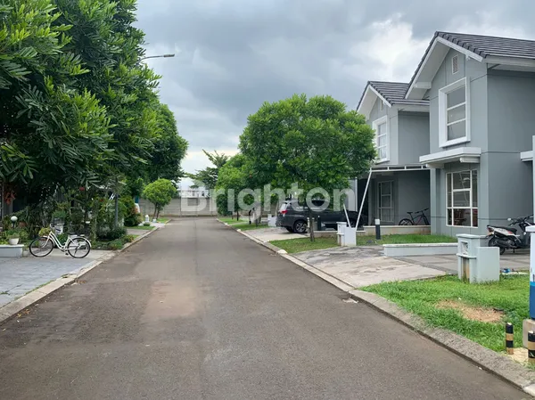 image RUMAH MINIMALIS MODERN 2 LANTAI LEBAR 7 HADAP BARAT DAYA (6)