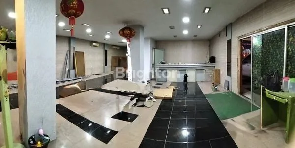 image DIJUAL / DISEWAKAN RUKO GANDENG RUKO BISNIS  JALAN ASIA MEDAN  (5)