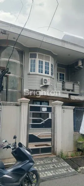 image RUMAH COCOK UNTUK HUNIAN DAN USAHA PURI KEMBANGAN (1)