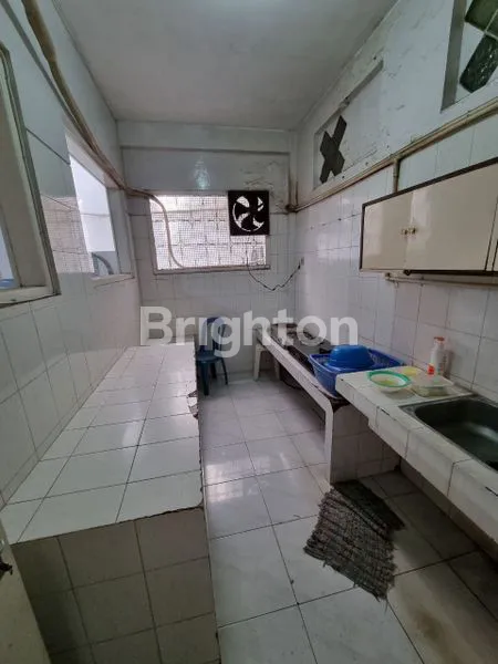 image RUMAH AREA BUNGA BUNGA 3 LANTAI (7)