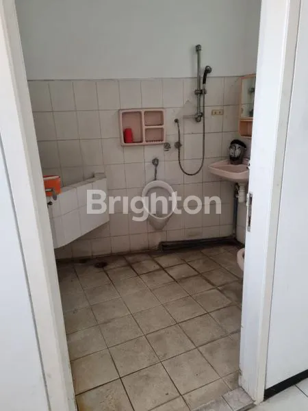 image RUMAH AREA BUNGA BUNGA 3 LANTAI (3)