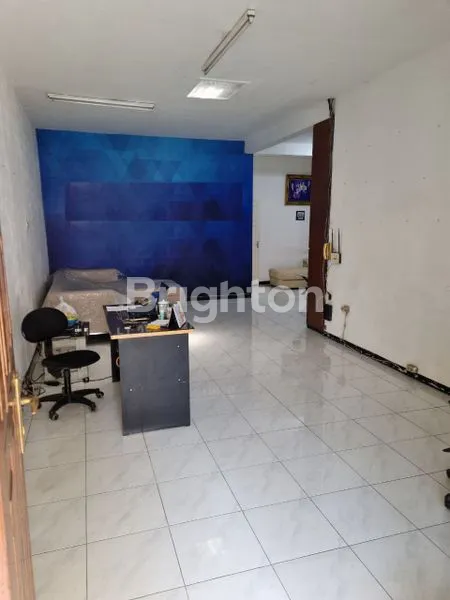 image RUMAH AREA BUNGA BUNGA 3 LANTAI (6)