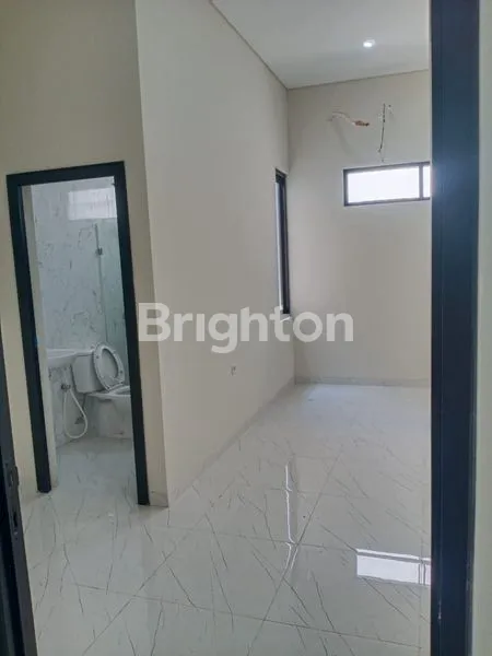image DIJUAL RUMAH BARU DI MEJOYO SELATAN SURABAYA (4)