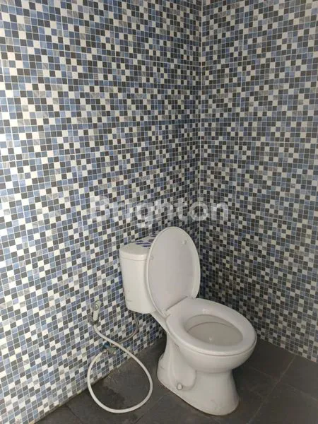 image RUKO STRATEGIS DI KARTASURA, LT 96M², 4 KT (5)