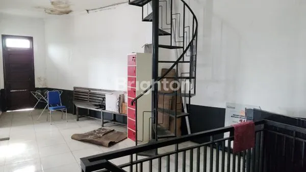 image RUKO STRATEGIS DI KOTA SAMARINDA – LOKASI PREMIUM, COCOK UNTUK KAFE, SALON & BERBAGAI USAHA (7)