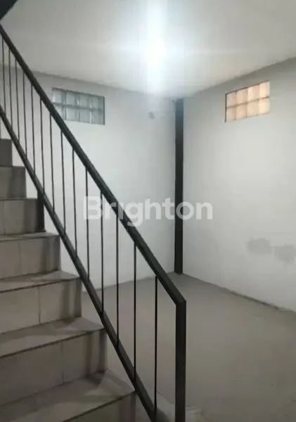 image RUKO 3 LANTAI STRATEGIS, KEBAYORAN BARU, JAKARTA SELATAN. (4)