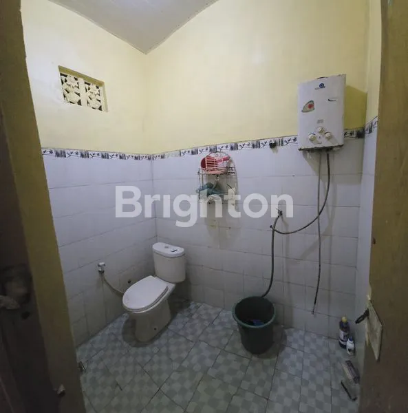 image DISEWAKAN RUMAH BERLOKASI STRATEGIS DI BUDUK KUTA UTARA (8)