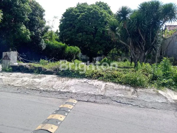 image TANAH LUAS + BONUS RUMAH, TENGAH KOTA JOGJA, JARANG ADA! (1)