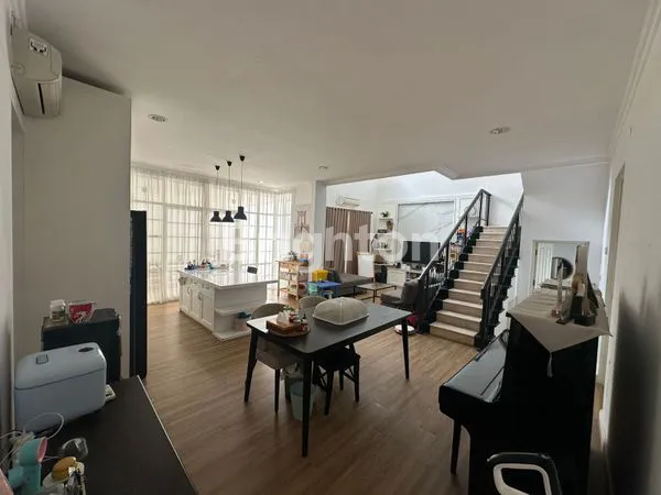 image RUMAH STRATEGIS 4 KT DI VILLA BUKIT REGENCY 3 (5)